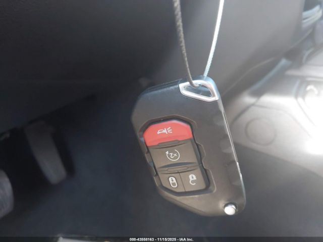 2024 JEEP WRANGLER 4XE 1C4RJXP67RW215926 Photo 10