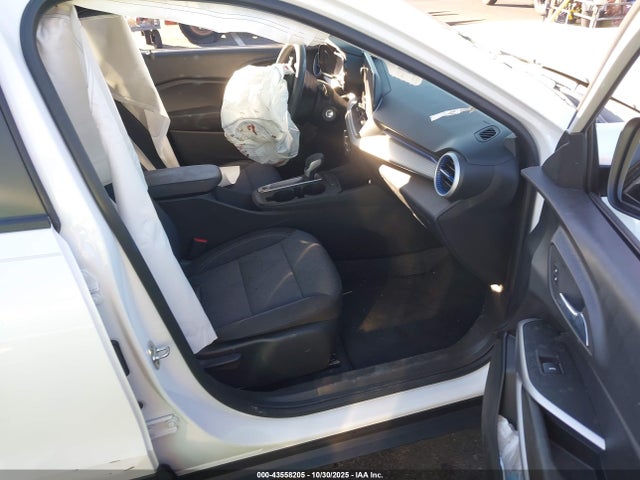 KL77LFE25RC207141 Chevrolet Trax Fwd Sp