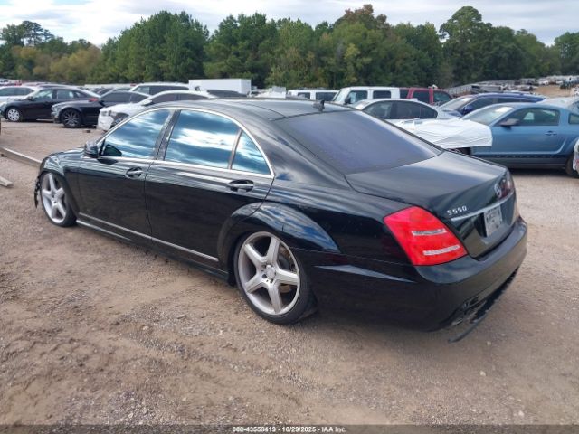2011 MERCEDES-BENZ S 550 WDDNG7BB7BA375721 Photo 2