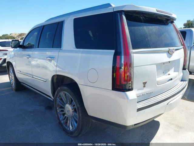 2016 CADILLAC ESCALADE 1GYS4DKJ8GR465006 Photo 2