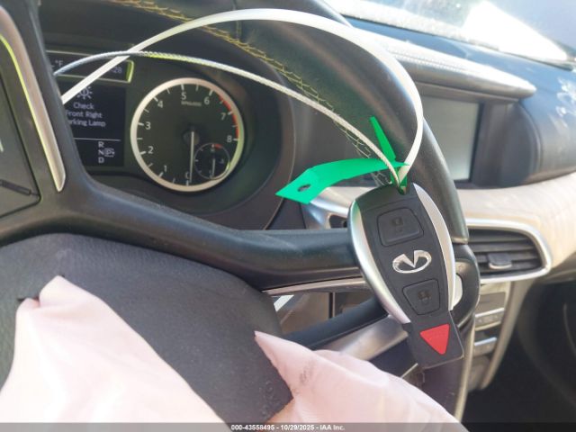 2018 INFINITI QX30 SJKCH5CP7JA050978 Photo 10