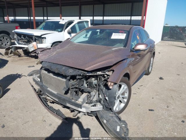 2018 INFINITI QX30 SJKCH5CP7JA050978 Photo 1