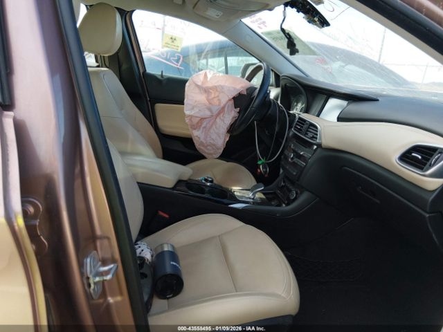 2018 INFINITI QX30 SJKCH5CP7JA050978 Photo 4