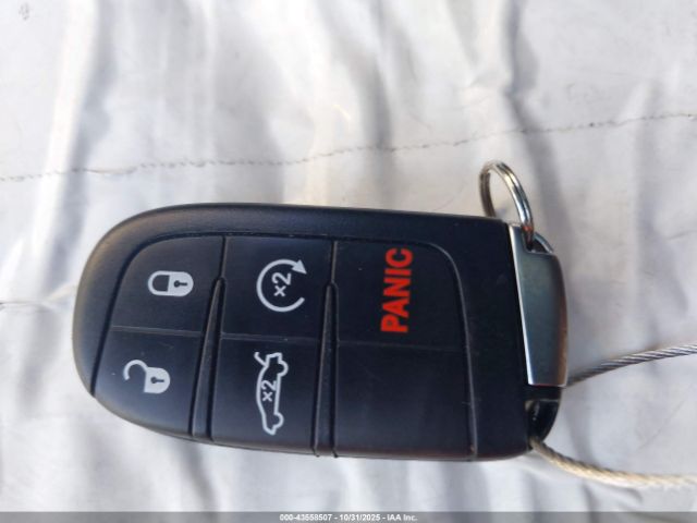 2023 DODGE CHARGER 2C3CDXGJ2PH630623 Photo 10