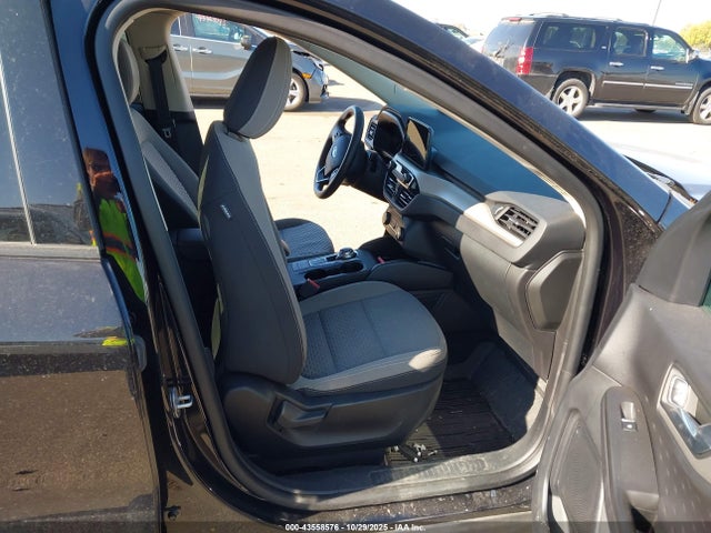 1FMCU9G61LUC63882 Ford ESCAPE SE