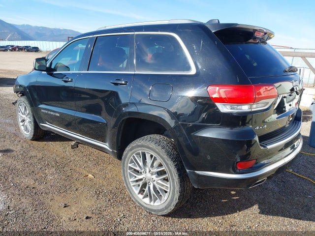 2018 JEEP GRAND CHEROKEE 1C4RJFJG2JC319046 Photo 2