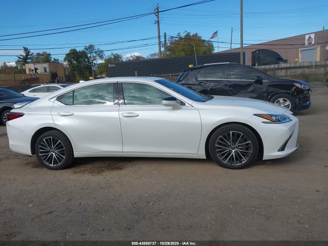 Продажа на аукционе авто 2022 Lexus Es 250, vin: 58AD11D12NU008418, номер лота: 43558737