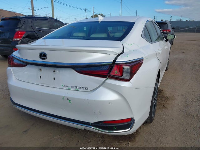Продажа на аукционе авто 2022 Lexus Es 250, vin: 58AD11D12NU008418, номер лота: 43558737