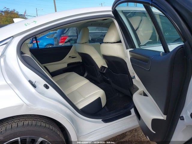 Продажа на аукционе авто 2022 Lexus Es 250, vin: 58AD11D12NU008418, номер лота: 43558737