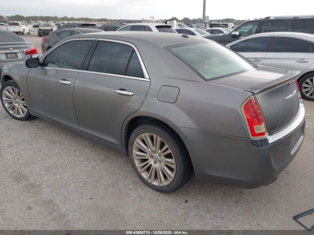 2011 CHRYSLER 300 2C3CA5CG9BH592100 Photo 2