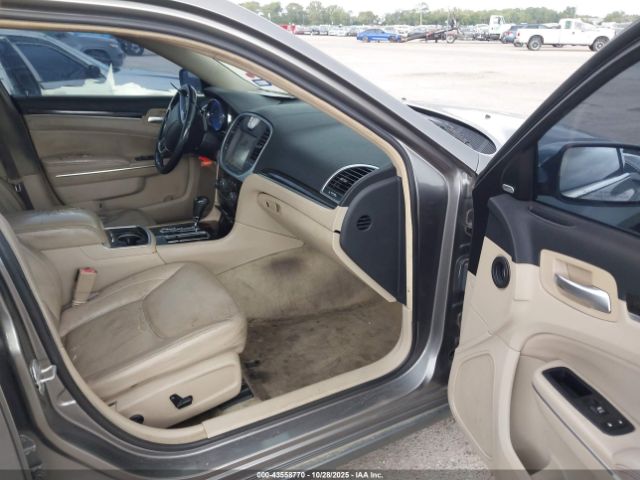 2011 CHRYSLER 300 2C3CA5CG9BH592100 Photo 4
