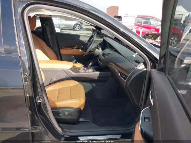 2019 CADILLAC XT4 1GYFZER46KF138039 Photo 4