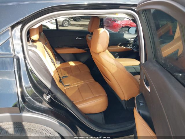 2019 CADILLAC XT4 1GYFZER46KF138039 Photo 7