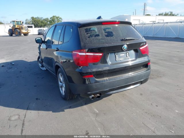 2011 BMW X3 5UXWX5C50BL715824 Photo 2