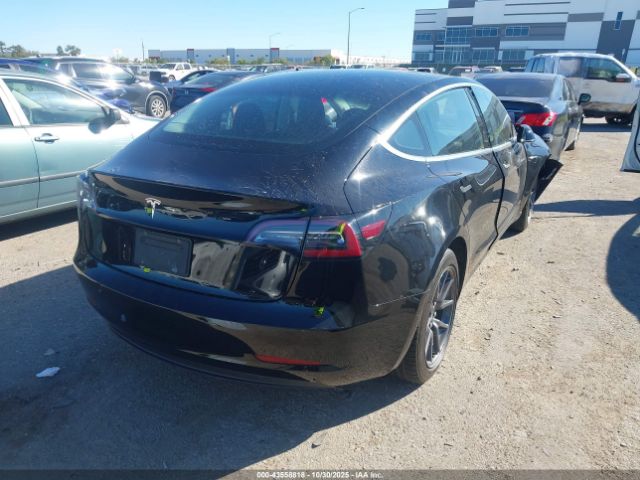 2019 TESLA MODEL 3 5YJ3E1EA4KF399442 Photo 3