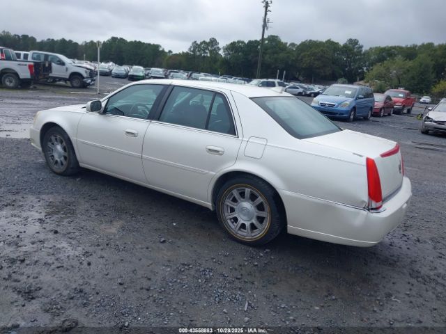2010 CADILLAC DTS 1G6KA5EY7AU127052 Photo 2