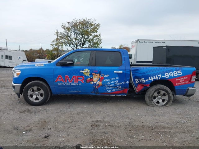 1C6RRFMG2MN617388 RAM 1500 Big Horn 4x4 6&#039;4 Box