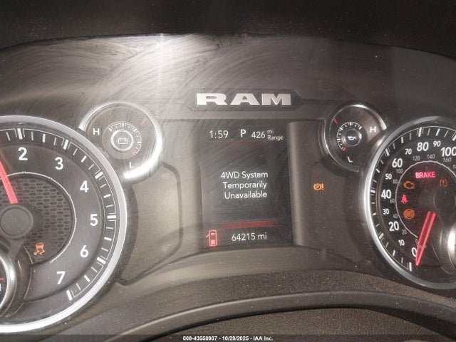 1C6RRFMG2MN617388 RAM 1500 Big Horn 4x4 6&#039;4 Box
