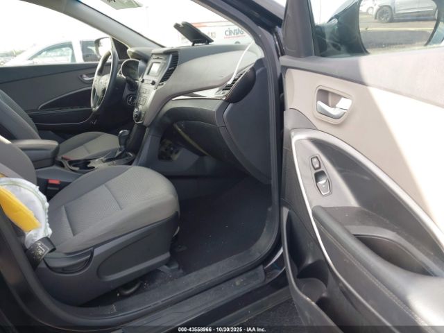 2018 HYUNDAI SANTA FE SPORT 5NMZT3LB6JH077812 Photo 4