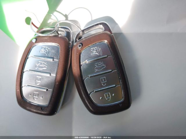 2019 HYUNDAI ELANTRA 5NPD84LF0KH418162 Photo 10