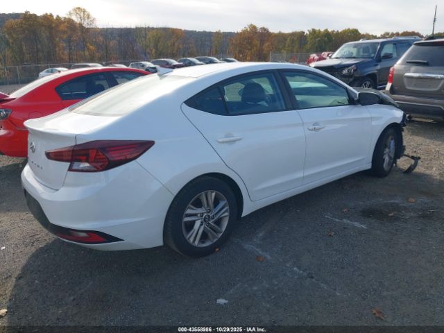 2019 HYUNDAI ELANTRA 5NPD84LF0KH418162 Photo 3