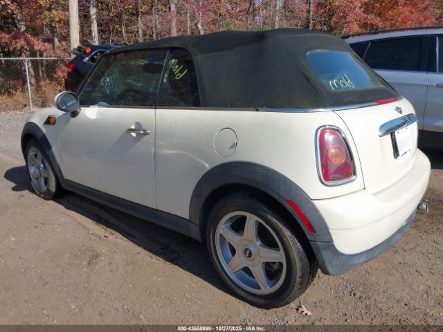 2010 MINI COOPER WMWMR3C59ATU97806 Photo 2
