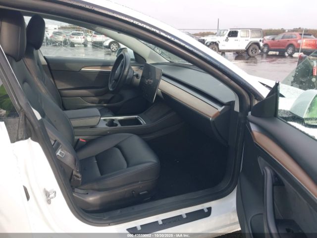 2023 TESLA MODEL 3 5YJ3E1EA9PF468438 Photo 4