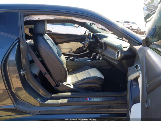 2016 CHEVROLET CAMARO 1G1FH1R72G0156889 Photo 4