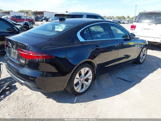 2020 JAGUAR XE SAJAE4FX5LCP58552 Photo 3