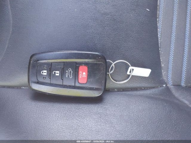 2021 TOYOTA RAV4 HYBRID 4T3E6RFV4MU030843 Photo 10