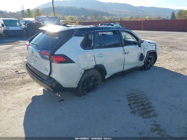 2021 TOYOTA RAV4 HYBRID 4T3E6RFV4MU030843 Photo 3