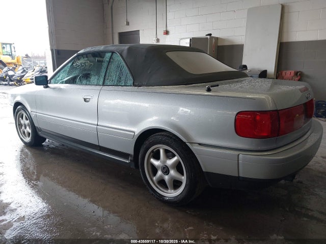 1997 AUDI CABRIOLET WAUAA88G1VN006690 Photo 2