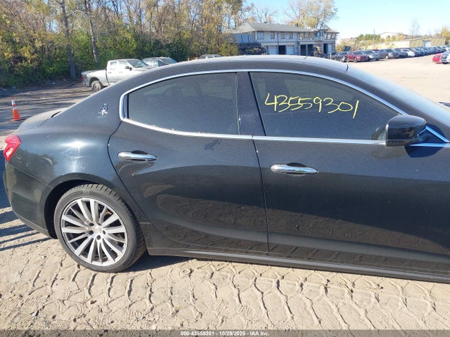 Maserati Ghibli S Q4 2015 ZAM57RTA3F1133036 Image 29