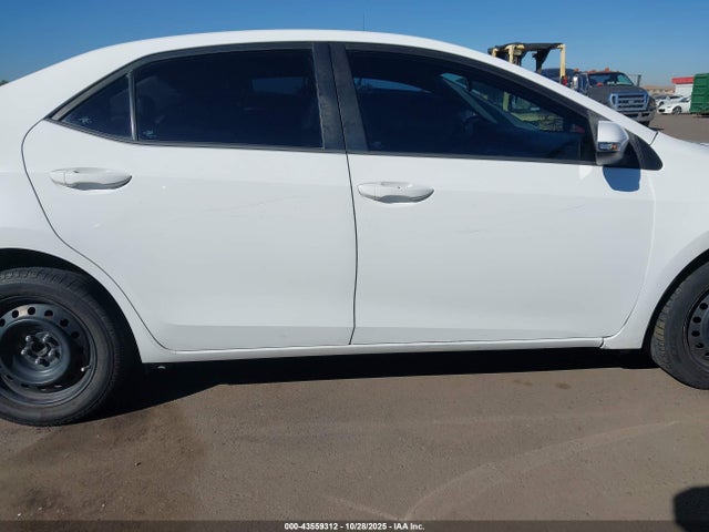 Toyota Corolla S 2015 5YFBURHE6FP268941 Image 13