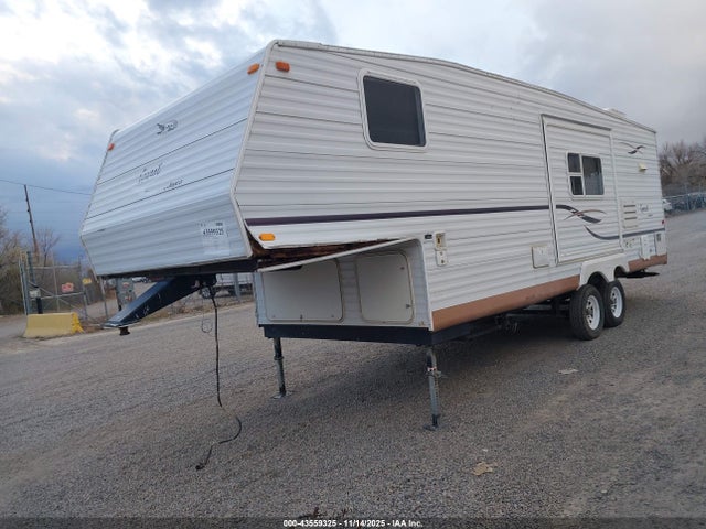 2003 Jayco Quest Series 253 D მანქანა იყიდება აუქციონზე, vin: 1UJCJ02L331DD0195, აუქციონის ნომერი: 43559325