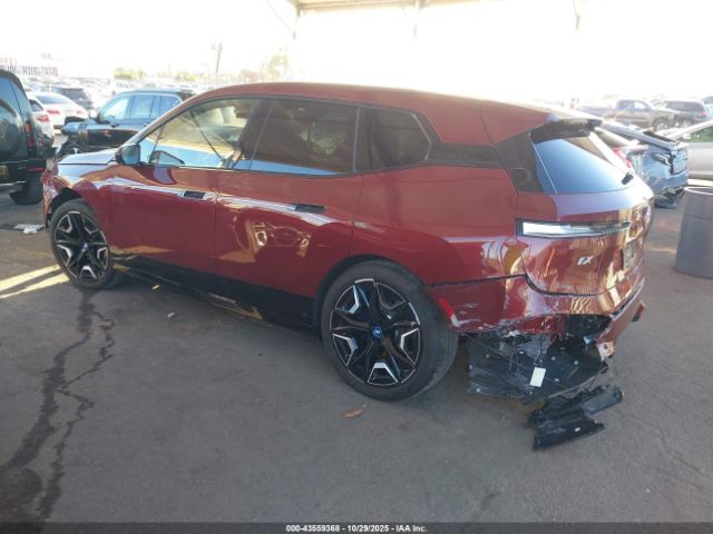2023 BMW IX WB523CF08PCL72649 Photo 2