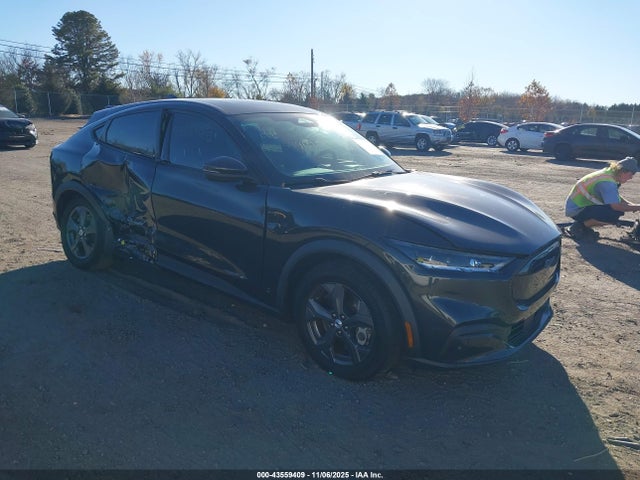 2022 FORD MUSTANG MACH-E 3FMTK1RM1NMA13939