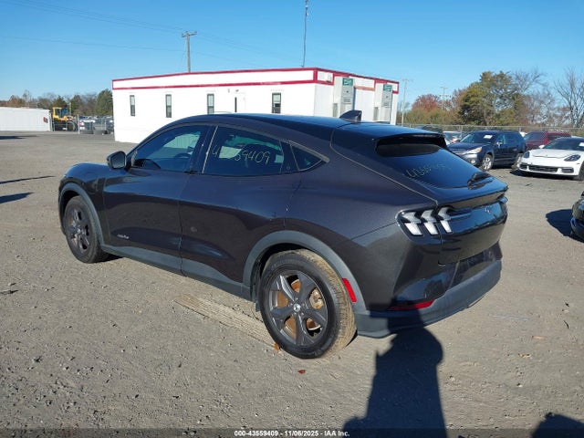2022 FORD MUSTANG MACH-E 3FMTK1RM1NMA13939 Photo 2