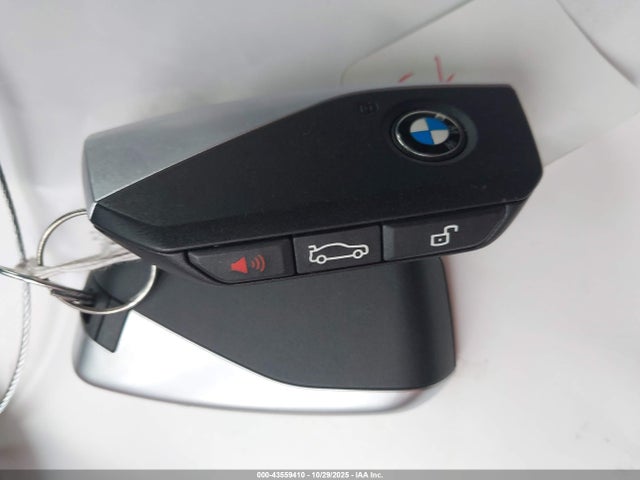 2024 BMW X1 WBX73EF02R5Y44280 Photo 10