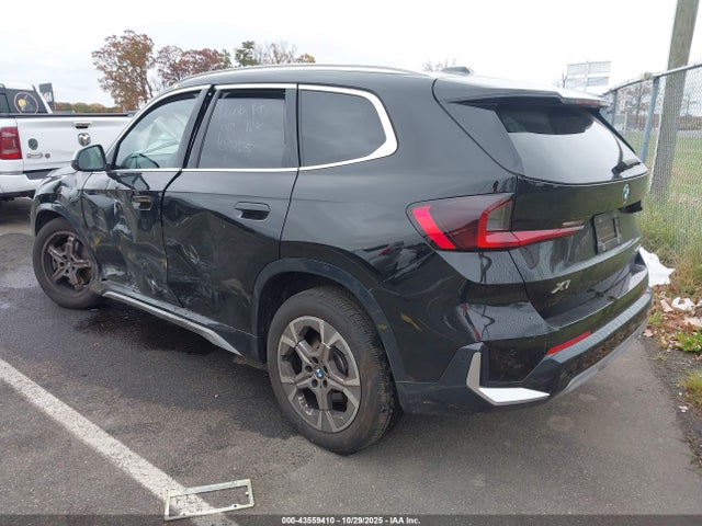 2024 BMW X1 WBX73EF02R5Y44280 Photo 2