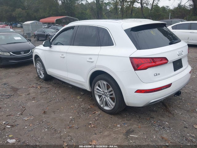 2018 AUDI Q5 WA1BNAFY2J2244360 Photo 2