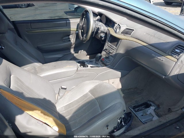 2011 MASERATI GRANTURISMO ZAM45KLA9B0058254 Photo 4