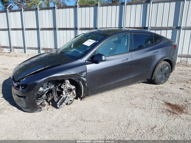 2026 TESLA MODEL Y 7SAYGDEE3TA391368 Photo 1