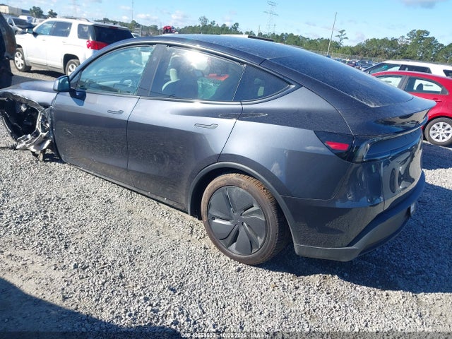 2026 TESLA MODEL Y 7SAYGDEE3TA391368 Photo 2