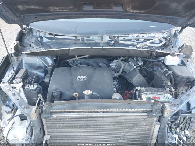5TDZZRFH4KS338807 Toyota Highlander Le Plus