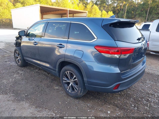 5TDZZRFH4KS338807 Toyota Highlander Le Plus