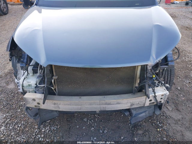 5TDZZRFH4KS338807 Toyota Highlander Le Plus