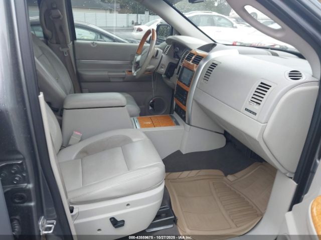 2009 CHRYSLER ASPEN 1A8HX58T99F718465 Photo 4