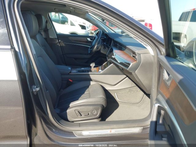 2019 AUDI A6 WAUL2AF28KN039122 Photo 4