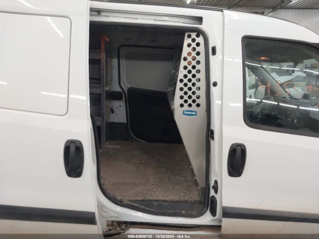 2019 RAM PROMASTER CITY ZFBHRFAB0K6N16955 Photo 7